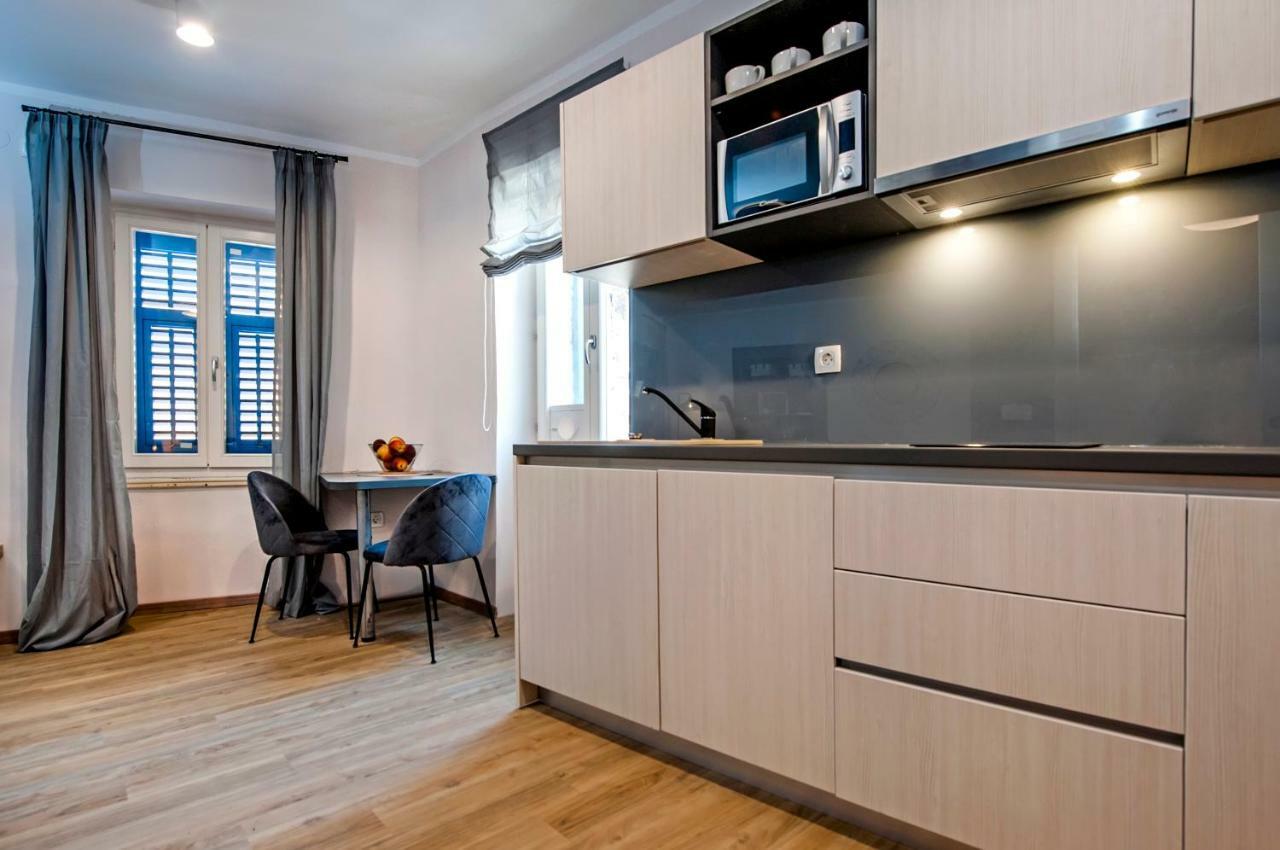 Harmony In Blue Apartment Rovinj Bagian luar foto